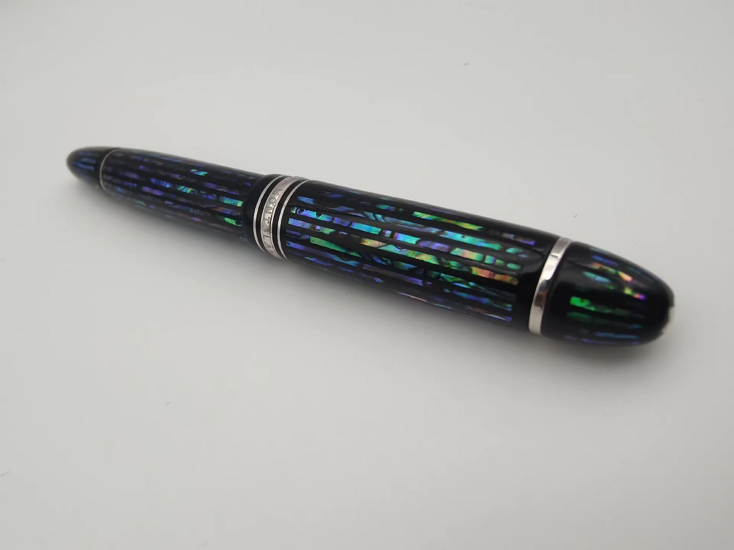 Montblanc 149/146 Black Lacquer Raden Paua Shell
