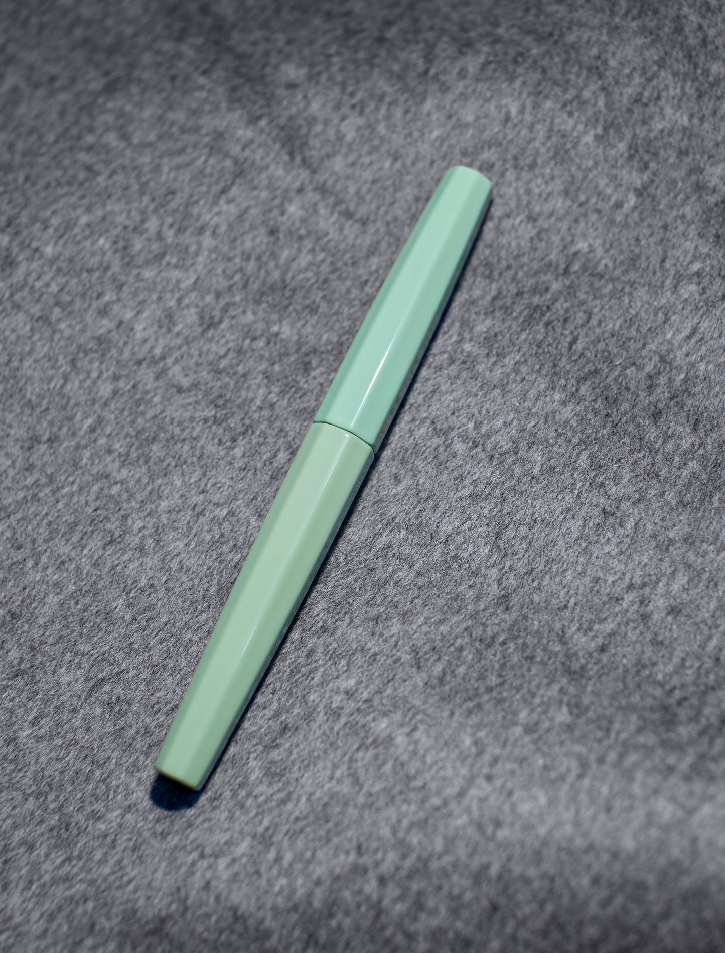 Ebonite Green Urushi Lacquer Octagonal Fountain Pen Barrel, compatible with Sailor 1911L/Progear nibs.(with flaws)