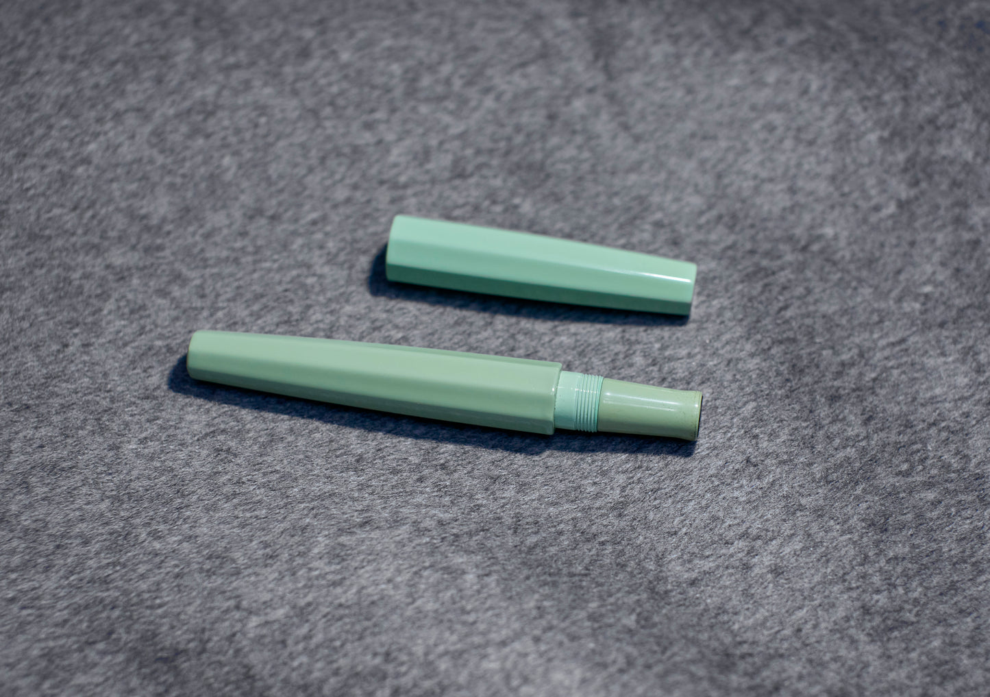 Ebonite Green Urushi Lacquer Octagonal Fountain Pen Barrel, compatible with Sailor 1911L/Progear nibs.(with flaws)